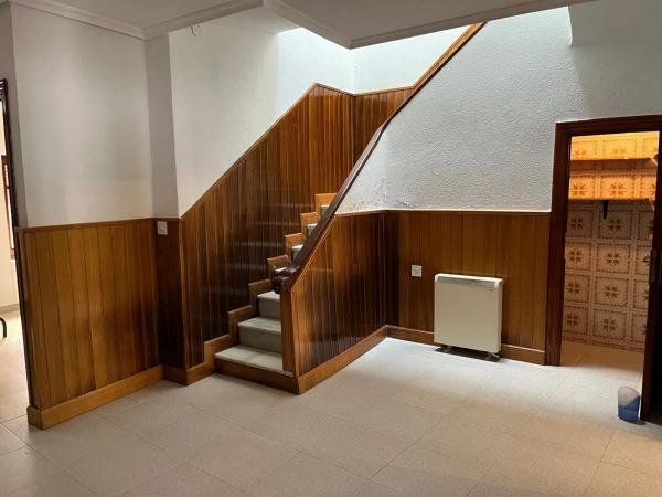 Casa independiente en calle Santa Eulalia