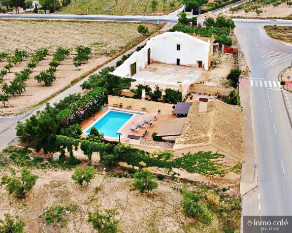 Finca rústica en camino de Toll