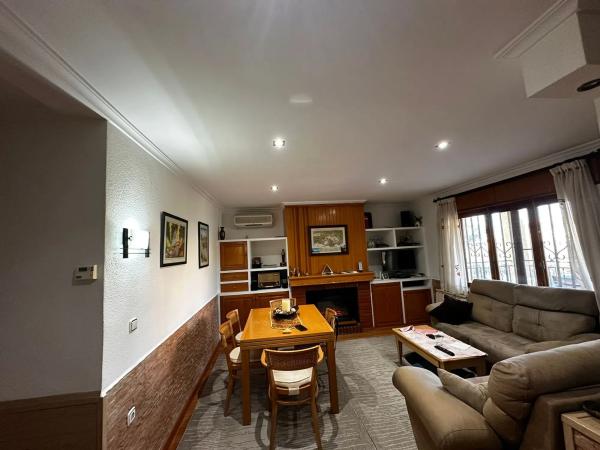 Casa independiente en camino Corral de Tadeo