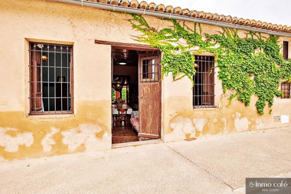 Finca rústica en camino de Toll