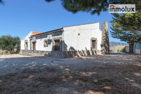 Casa independiente en Polígono Polígono Cabezo Gordo