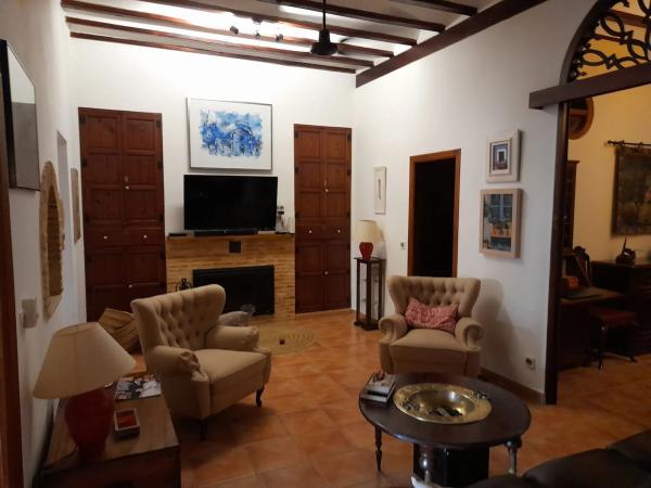 Casa de pueblo en avenida de Villena, 6