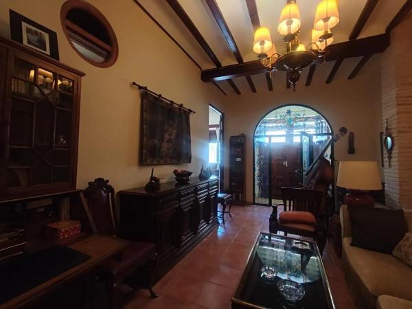 Casa de pueblo en avenida de Villena, 6