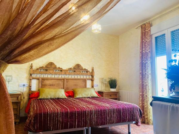 Casa independiente en calle Miguel de Unamuno, 12