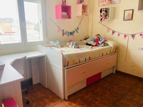 Casa independiente en calle Miguel de Unamuno, 12