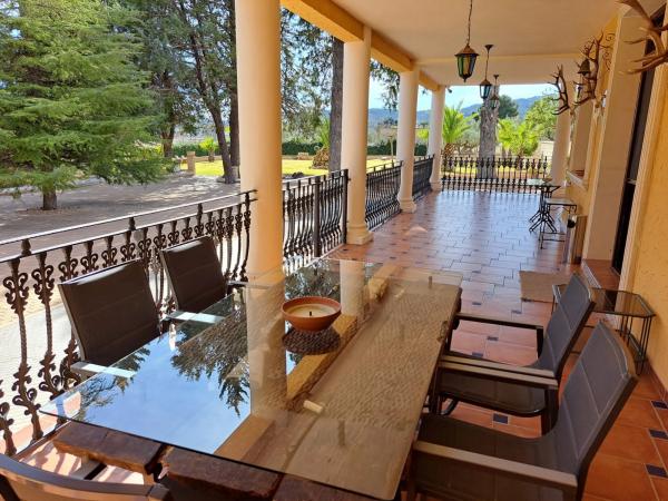 Casa independiente en avenida Juan Carlos I