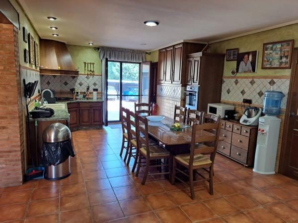 Casa independiente en avenida Juan Carlos I