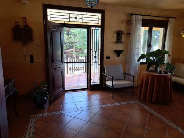 Casa independiente en avenida Juan Carlos I