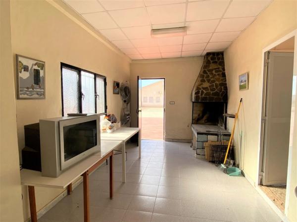 Casa independiente en Polígono Industrial L. Sombrero Z.V.24