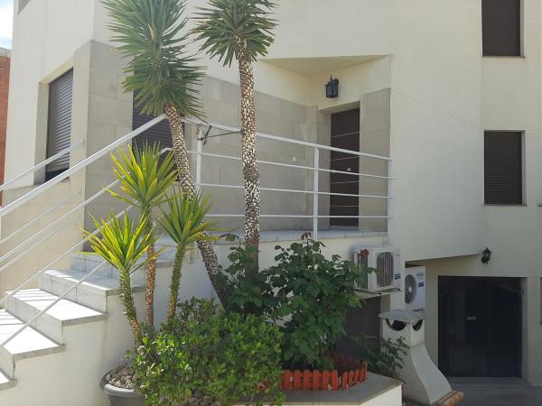 Casa independiente en calle Constitució, 16