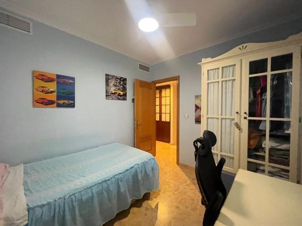 Casa independiente en avenida del Calvario