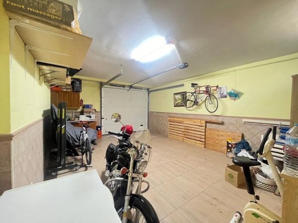 Casa independiente en avenida del Calvario