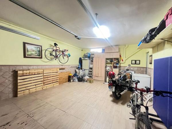 Casa independiente en avenida del Calvario