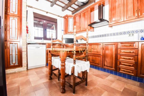 Casa independiente en calle Miguel Hernández