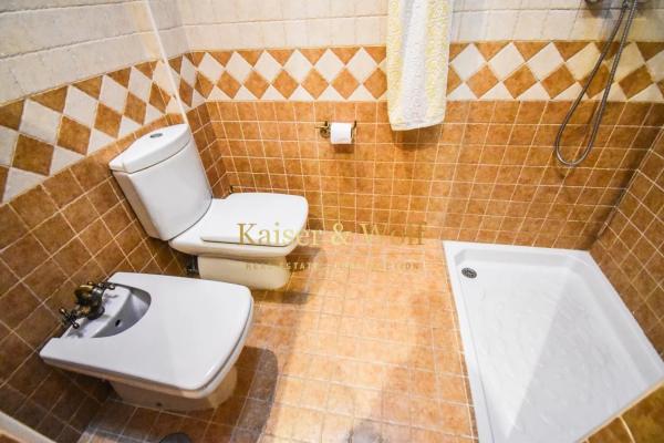 Casa independiente en calle Miguel Hernández