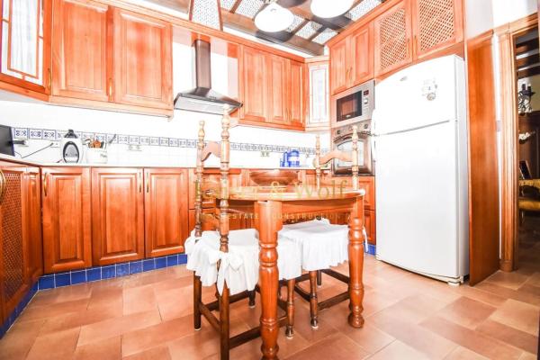 Casa independiente en calle Miguel Hernández