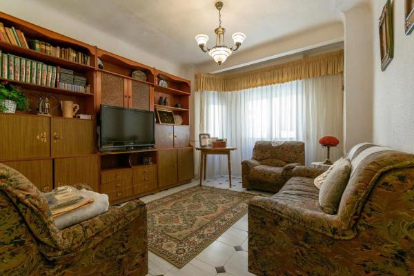 Casa independiente en calle José García Serna