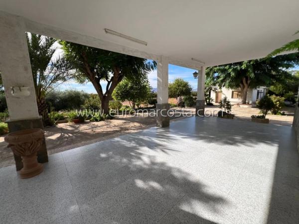 Casa independiente en partida del moco