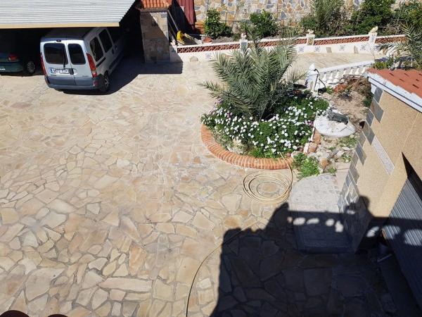 Casa independiente en calle Alcalde Antonio Martínez