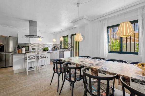 Casa independiente en calle Bulgaria