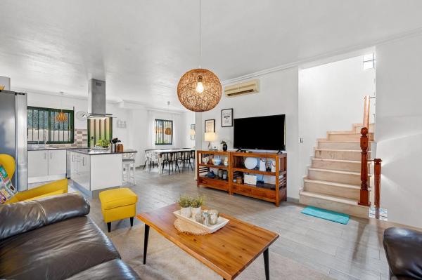 Casa independiente en calle Bulgaria