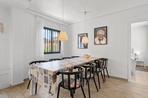 Casa independiente en calle Bulgaria