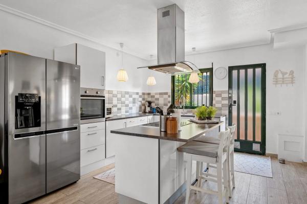 Casa independiente en calle Bulgaria