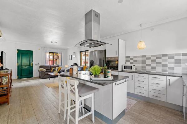 Casa independiente en calle Bulgaria