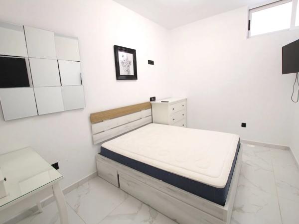 Casa independiente en calle Francia