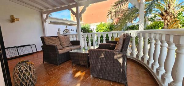 Casa independiente en calle Chipre