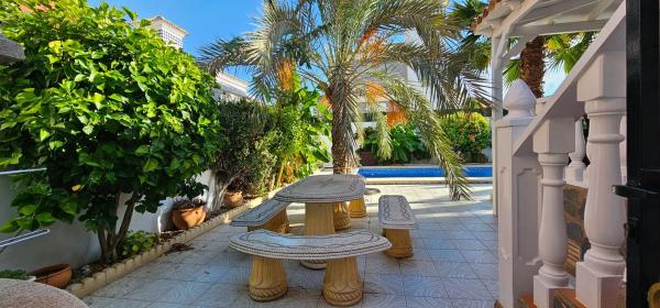 Casa independiente en calle Chipre