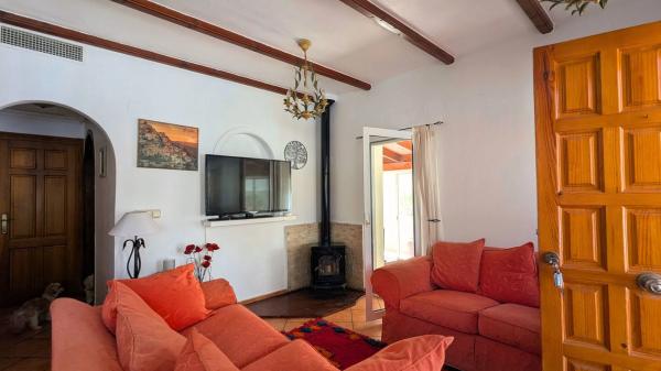 Casa independiente en calle Eslovaquia, 8