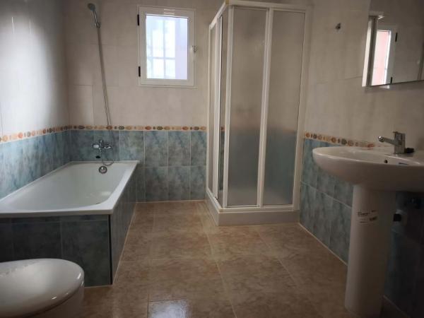 Casa independiente en calle Salvador Dalí