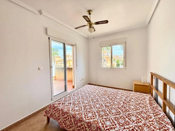 Casa independiente en avenida de la Estación