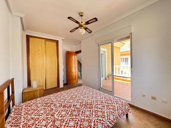 Casa independiente en avenida de la Estación