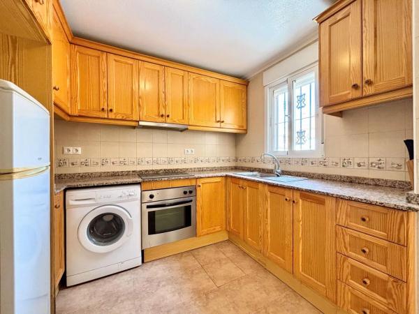 Casa independiente en avenida de la Estación