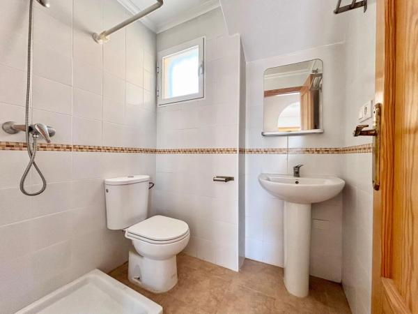 Casa independiente en avenida de la Estación