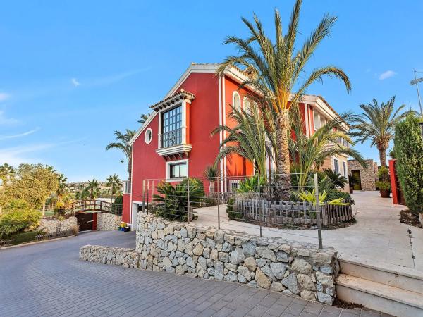 Casa independiente en calle Daya Vieja