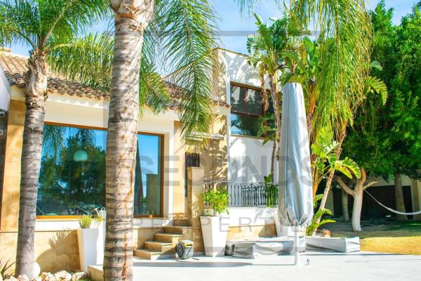 Casa independiente en calle Benferri, 73