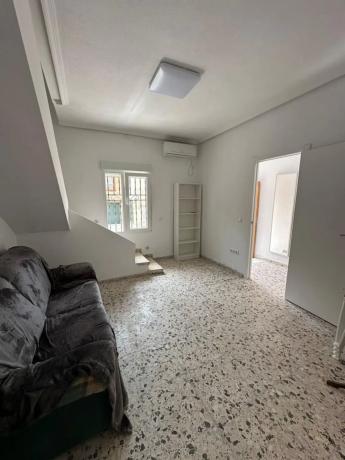 Casa independiente en calle Fermín Galán y García