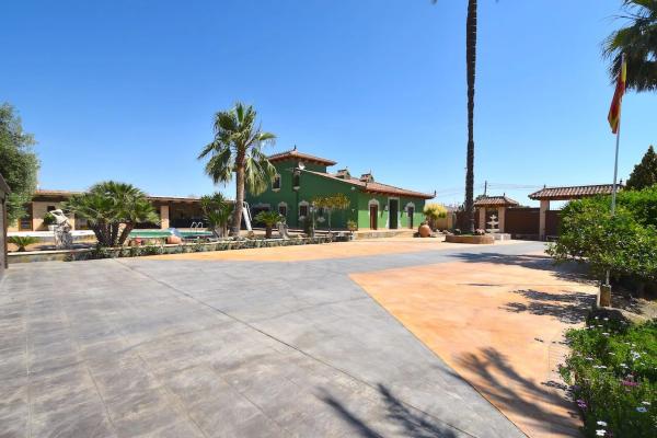 Casa rural en via Azarbe Viñas, 3