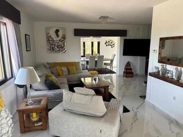 Casa independiente en calle Sol