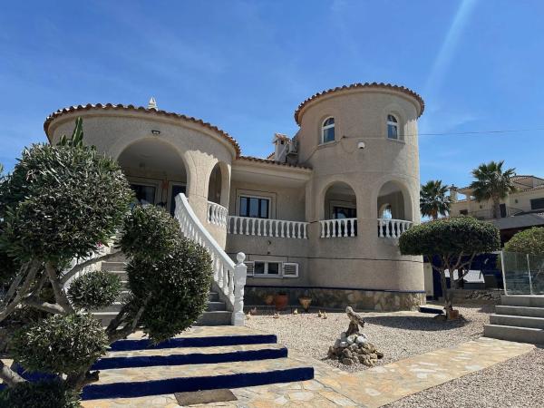 Casa independiente en calle Sol