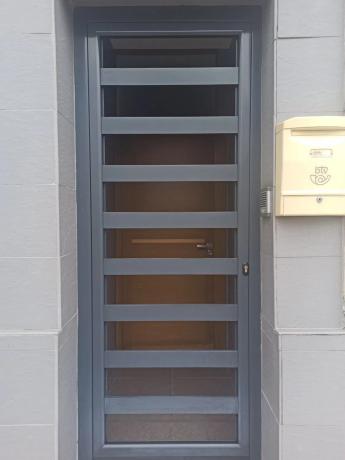 Casa independiente en avenida de Orihuela, 32