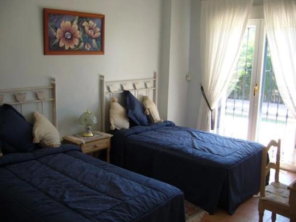 Casa independiente en camino de Catral