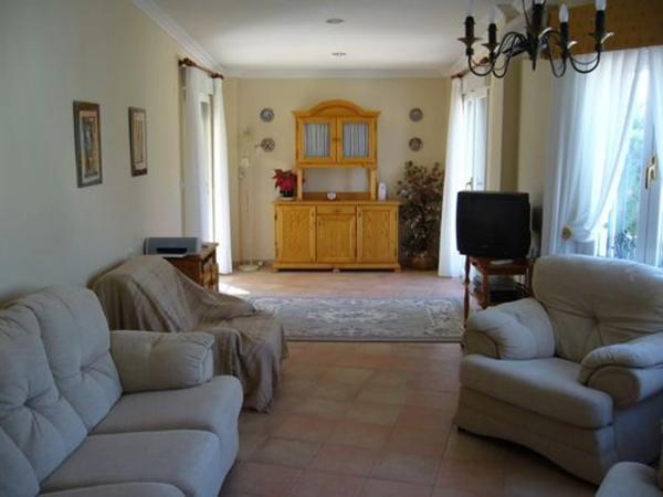 Casa independiente en camino de Catral