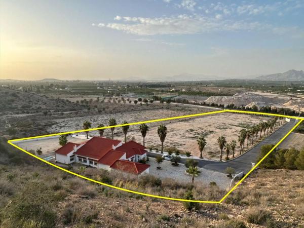 Finca rústica en calle Orihuela, 1