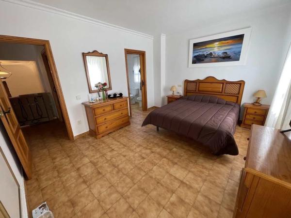 Casa independiente en calle Número 8