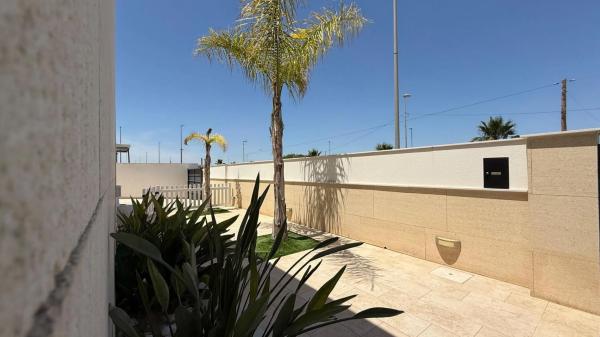 Casa independiente en calle Vicente Blasco Ibáñez