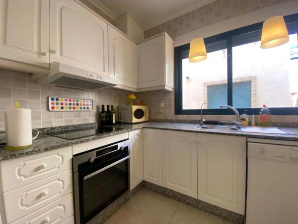 Casa independiente en calle Miguel de Cervantes